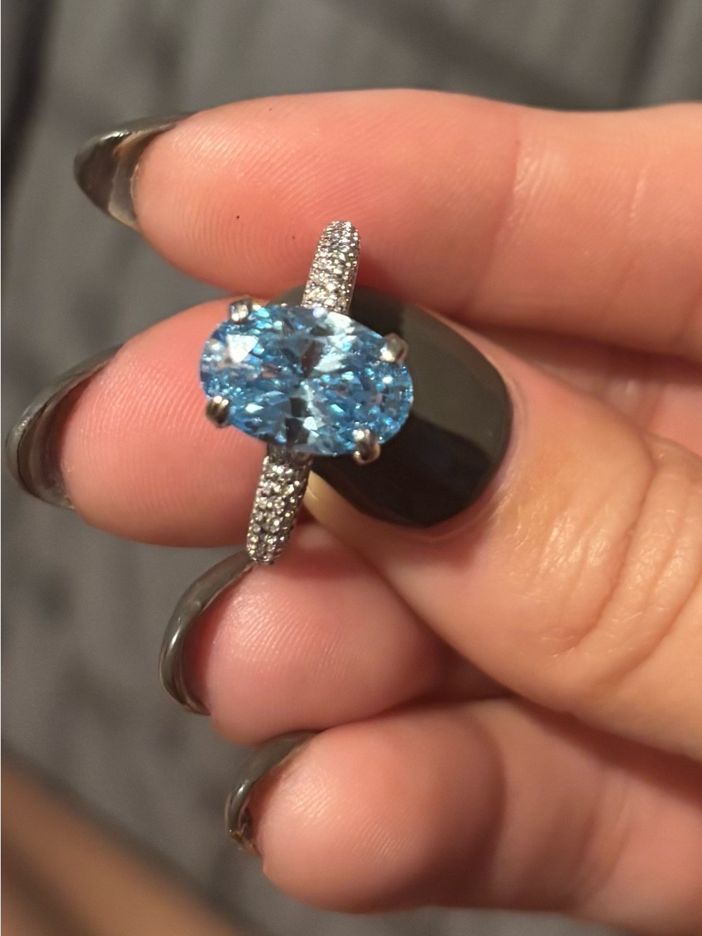 4.5ct Aquamarine Blue Gemstone. Solid Sterling Silver. Size 7
